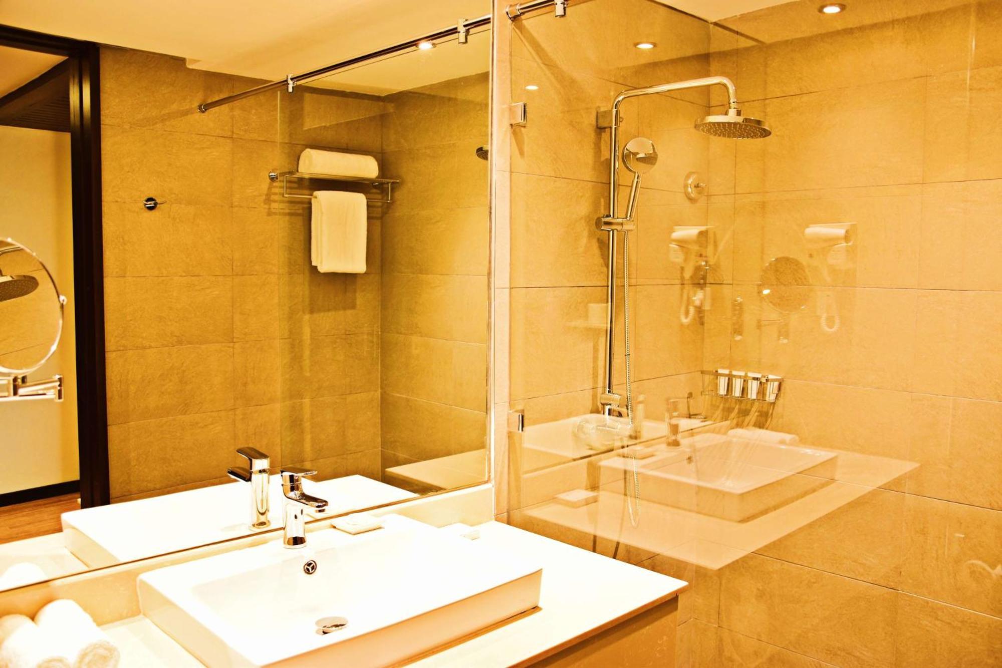 Doubletree By Hilton Nairobi Ξενοδοχείο Εξωτερικό φωτογραφία